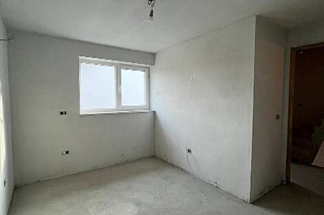 Снеберье, двухэтажный дом: 13