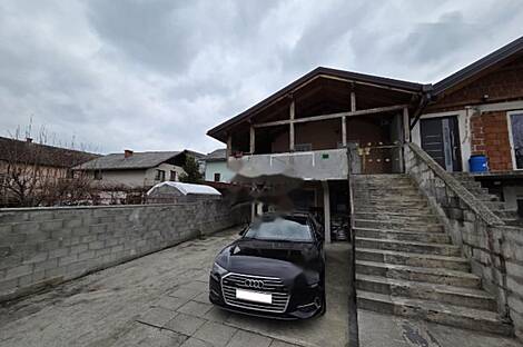 Дом, Любляна, Виќ, пригород Трново: 2