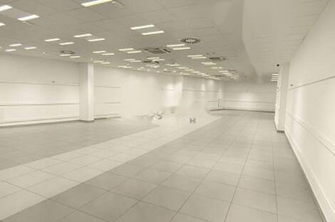 Помещение коммерческого назначения старое в Ль.: 1