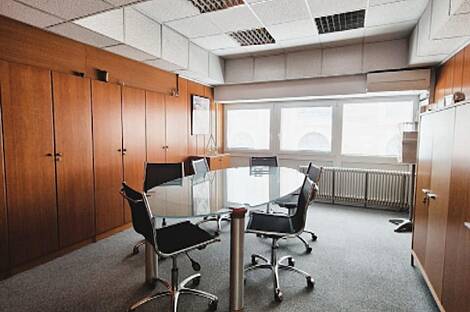 Коммерческая недвижимость в центре города: 6