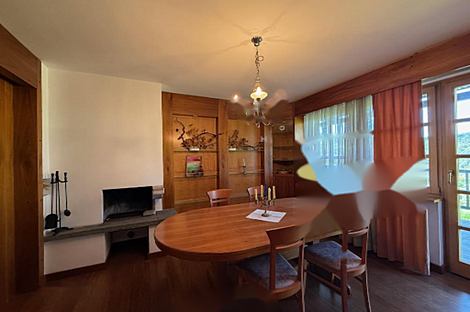 Отель с заведением общественного питания: 11