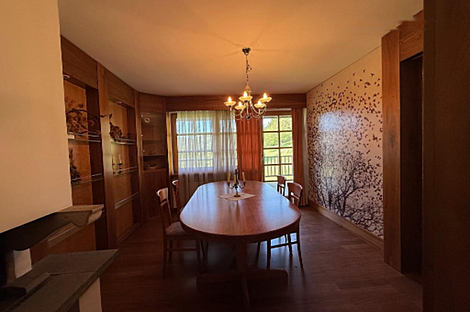 Отель с заведением общественного питания: 12