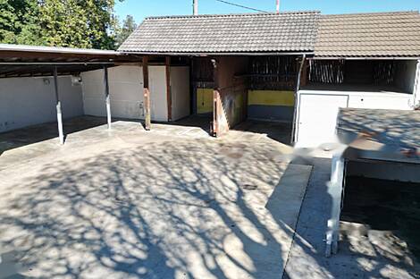 Торговая площадь в Бежиграде: 9