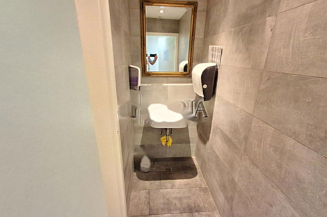 Торговое помещение, склад в районе Л. Бежиград: 14