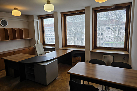 Квартира под офис в городе Мост: 3