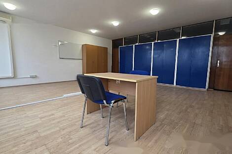 Помещение под офис в Мосте: 2