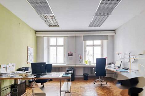 Кабинет в центральной части города: 2