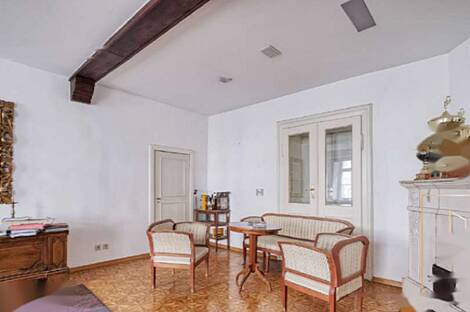 Кабинет в центральной части города: 4