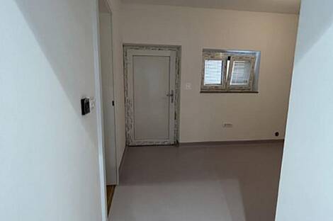 Шентвид коммерческое помещение: 3