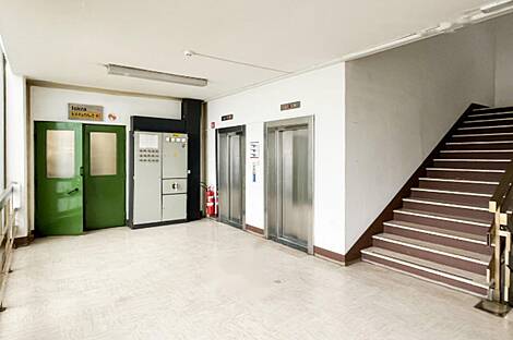 Коммерческие площади Стайнге: 3