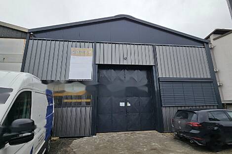 Торговая площадь Бежиград: 3