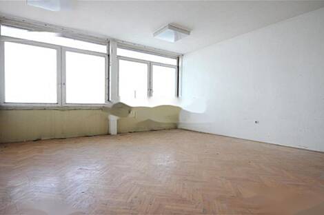 Рекламируемая площадь в Бежиграде: 6