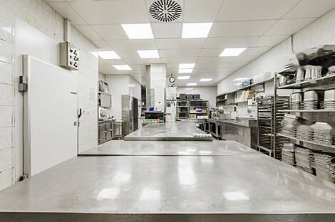 Торговое пространство Чрнуче: 13