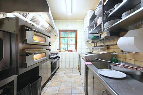 Помещение коммерческого назначения под названием Шишка.: 18