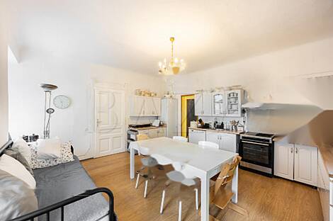 Квартира в центральной части города, предназначенная для коммерческого использования.: 23