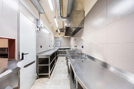 Квартира коммерческого назначения в центральной части города: 12