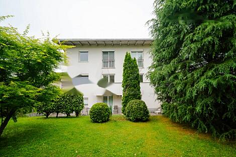 Дом Брод, состоящий из двух этажей: 1