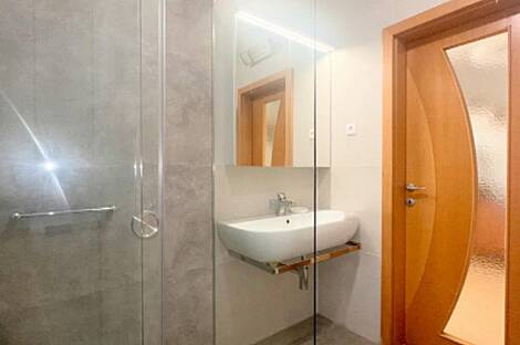 Дом, Чешница, Состро.: 16