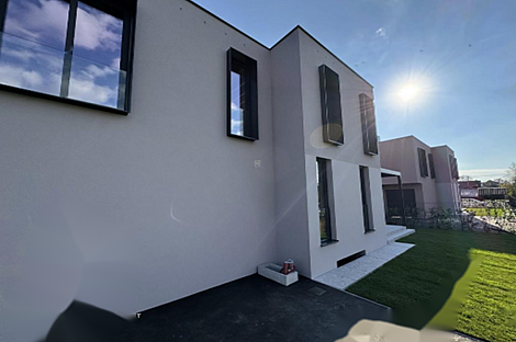 Дом в Чрна-васи имеет два этажа.: 4