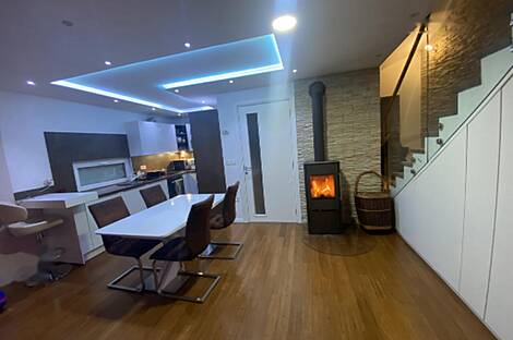 Жилище на темной улице: 1