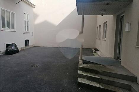 Торговое помещение в центре: 2