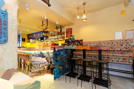 Торговая площадь в центральной части города: 1