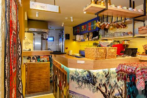 Торговая площадь в центральной части города: 4