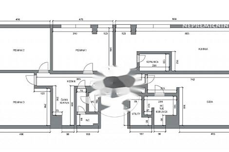 Торговая площадь Вич: 4