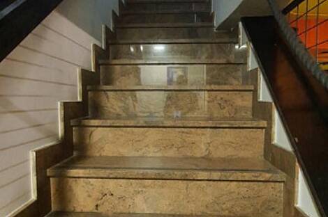 Торговая площадь: 14