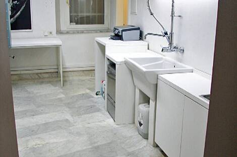 Помещение коммерческого назначения в центральной части города: 7