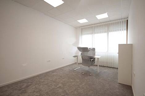 Бежиградское офисное пространство: 2