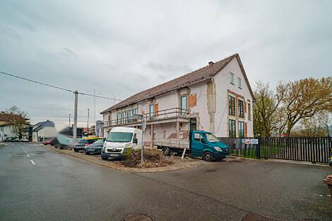 Торговая площадь Поле: 2