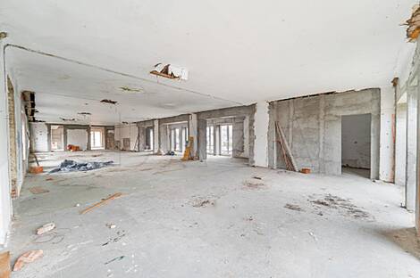 Торговая площадь Поле: 12