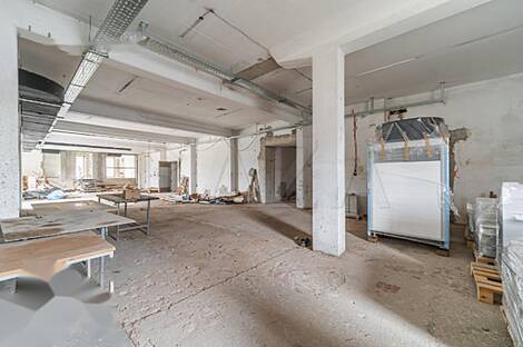 Торговая площадь Поле: 15