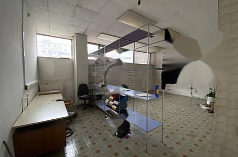 Магазинное пространство в центральной части города: 2