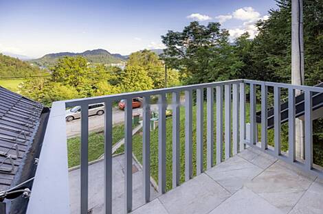 Дом с верандой на берегу озера Блед: 16