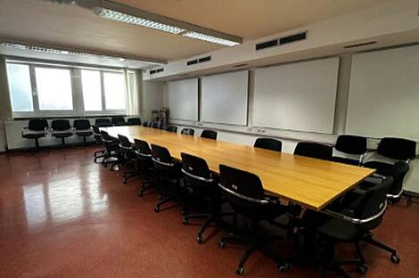 Коммерческое помещение в Безиграде: 2