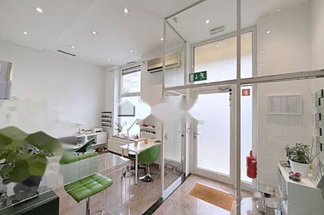 Здание коммерческого назначения Зупанчичева Яма: 6