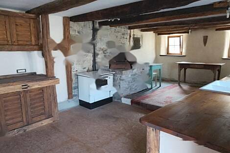 Жилье в Лиге: 4