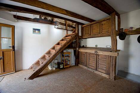 Жилье в Лиге: 8