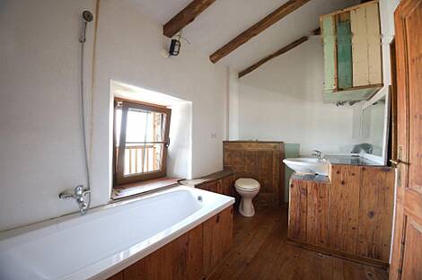 Жилье в Лиге: 17