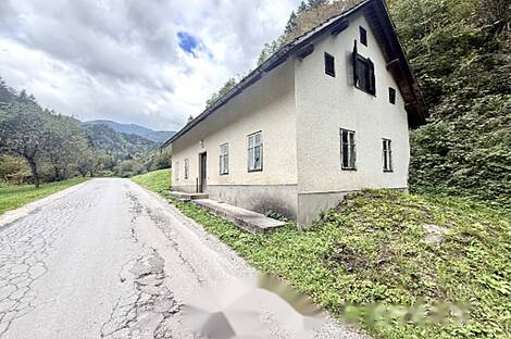 Жильё, расположенное в Любно-об-Савине: 5