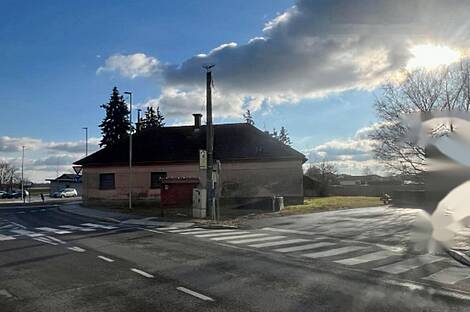 Брезовци, дом: 10