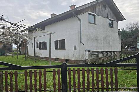 Жилище в Драженци.: 1