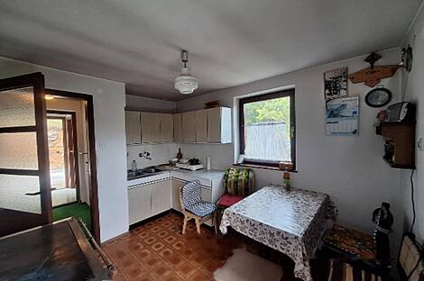 Жилище, Коньско, Боштань: 5