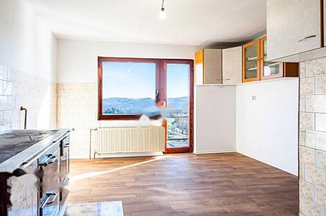 Жилище возле леса в Севнице.: 5