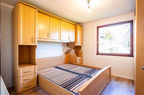 Жилище возле леса в Севнице.: 10