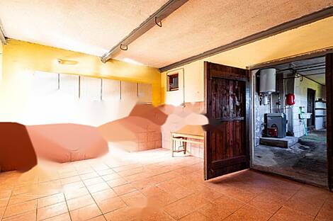 Жилище возле леса в Севнице.: 15