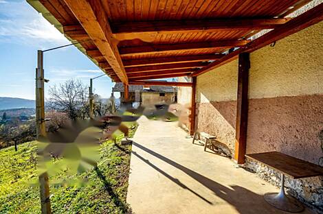 Жилище возле леса в Севнице.: 16