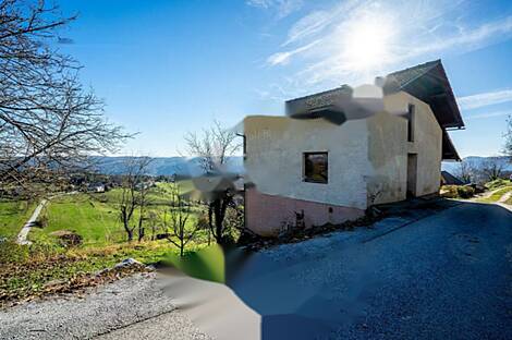 Жилище возле леса в Севнице.: 18